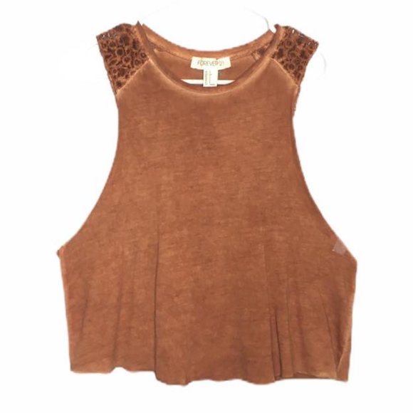 Forever 21 Tops - 🔴10/$25 Forever 21 rust color crop top S